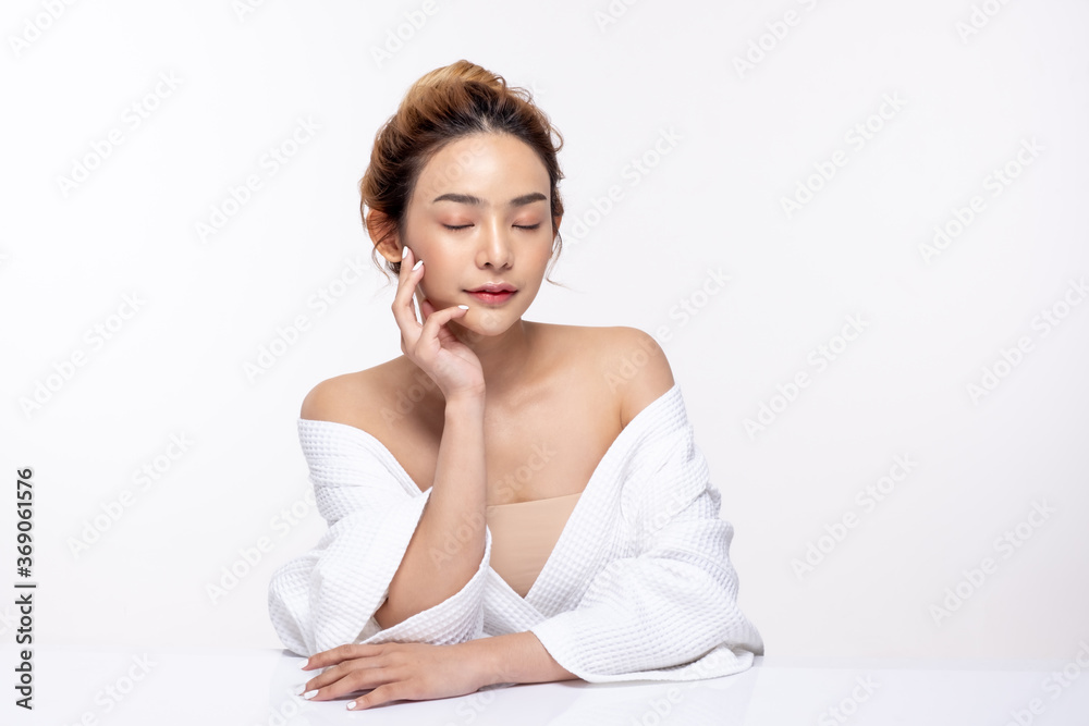 Beauty young woman healthy skin natural make up young beautiful model cosmetic and spa concept Beauty young woman healthy skin natural make up young beautiful model cosmetic and spa concept