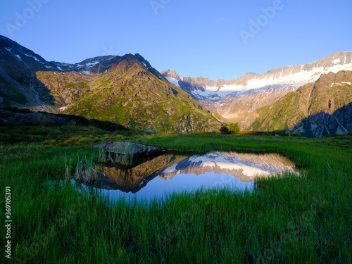 Sunrise at G√∂scheneralp photo