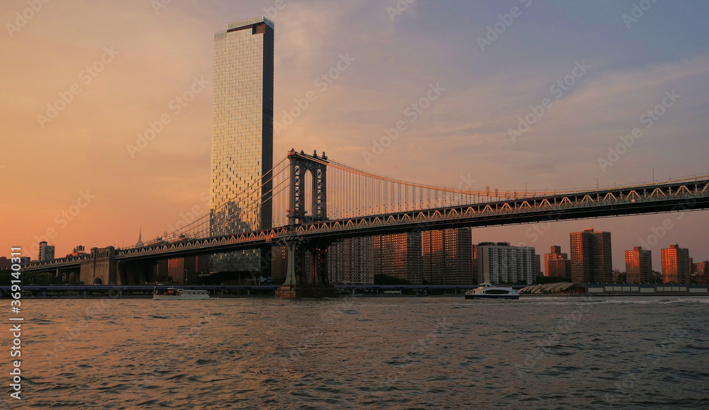 landscape of lower manhattan with east river NYC