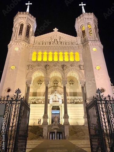 Basilque notre dame de Fourvière  photo