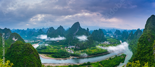Leinwand Poster Landscape of Guilin, Li River and Karst mountains
