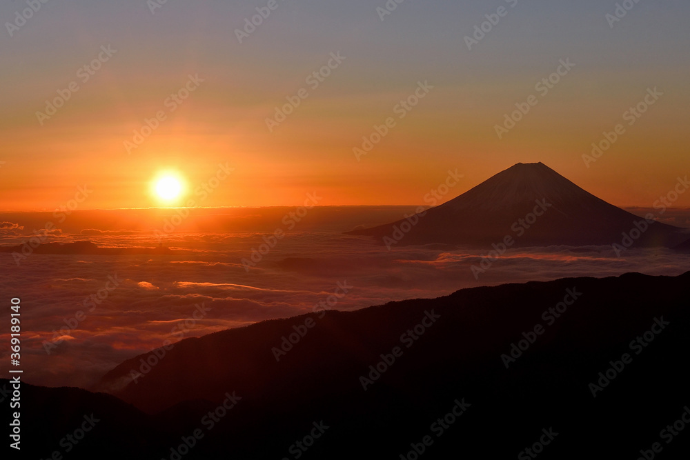冬の北岳登山「砂払から望む富士山」