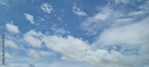Fototapeta Naklejka Na Ścianę i Meble -  Blue sky and clouds background