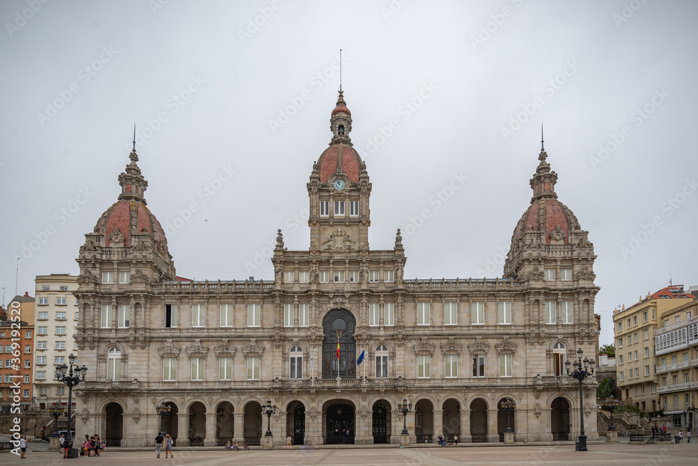 Ayntamiento y plaza Mayor de Coruña Galicia España