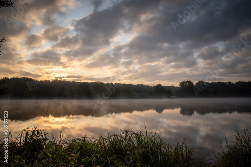 Sonnenaufgang am Rubbenbruchsee Osnabrück in Langzeitbelichtung
