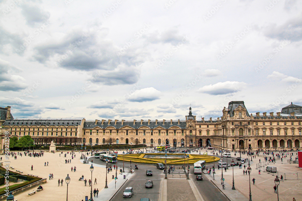 Fototapeta premium Le louvre