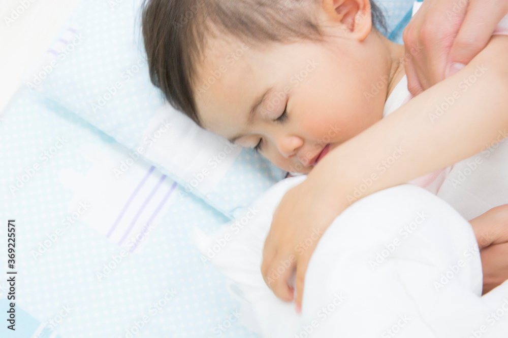 寝る幼児 寝る幼児