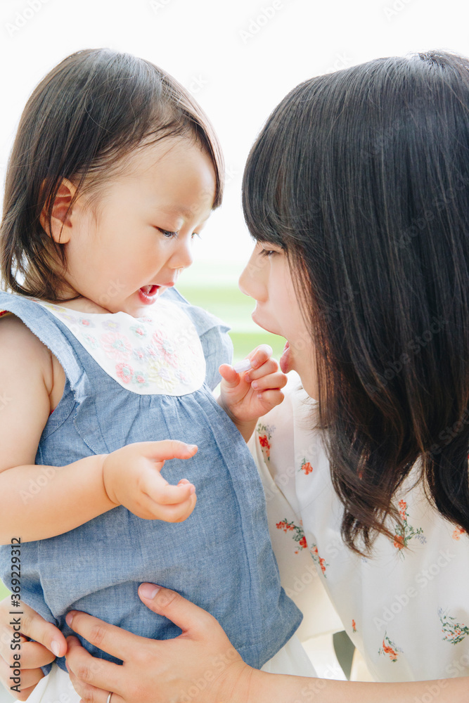 寄り添う親子 寄り添う親子
