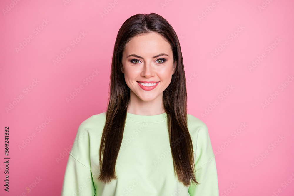 Closeup photo of cheerful attractive pretty lady groomed straight long hairdo beaming smiling good mood wear casual green sweatshirt pullover isolated pink color background Closeup photo of cheerful attractive pretty lady groomed straight long hairdo beaming smiling good mood wear casual green sweatshirt pullover isolated pink color background