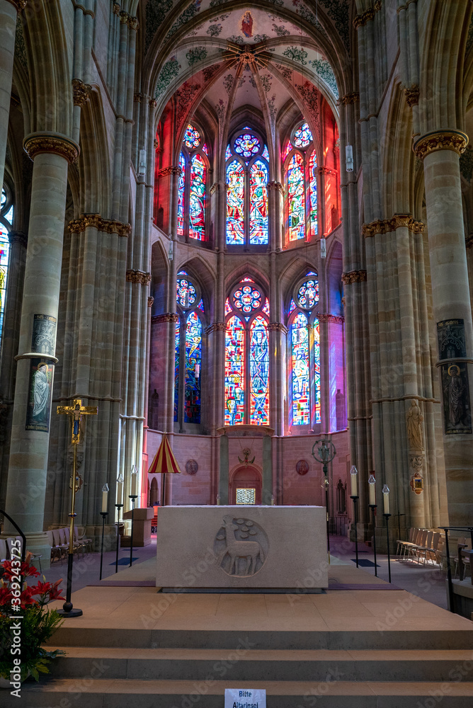 Obraz premium interior view of the hstoric Liebfrauenkirche Church in Trier with a view of the altar