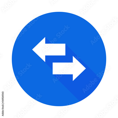 Left and right arrows vector icon. Exchange icon. Switch arrows. Transfer symbol