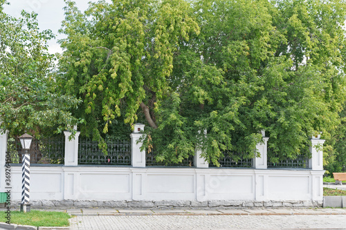 Fragment of the fence of the city estate of the beginning of the 20th century in Yekaterinburg © vladimir subbotin