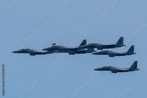 Canvas Print Fighter jets formation flight