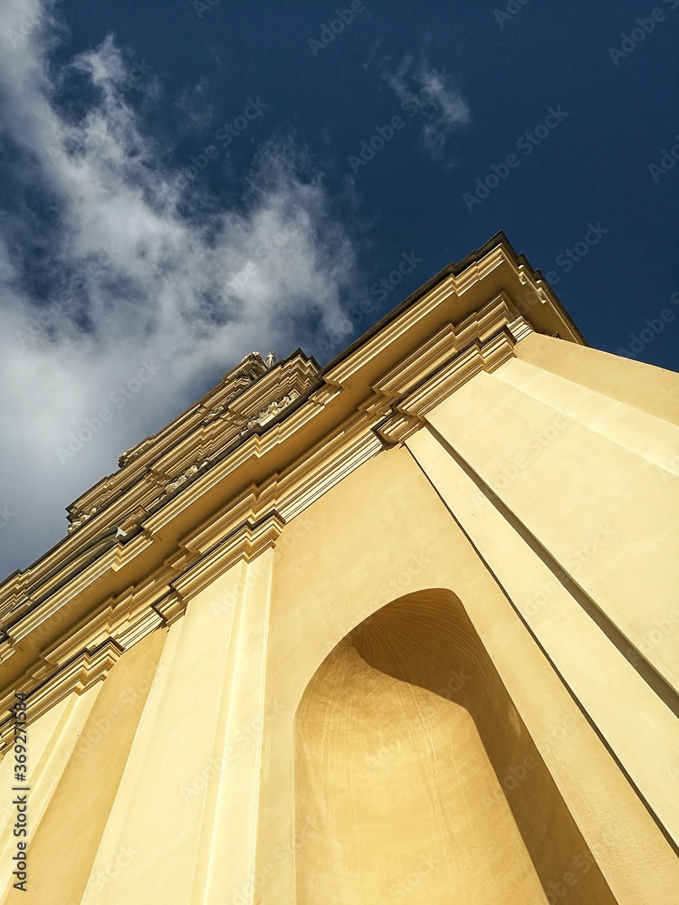 Fototapeta premium Temple against the blue sky