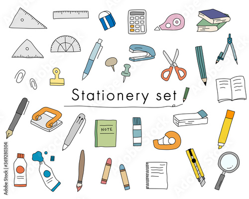 手書きの文房具のイラストのセット／筆記用具／勉強／えんぴつ／かわいい