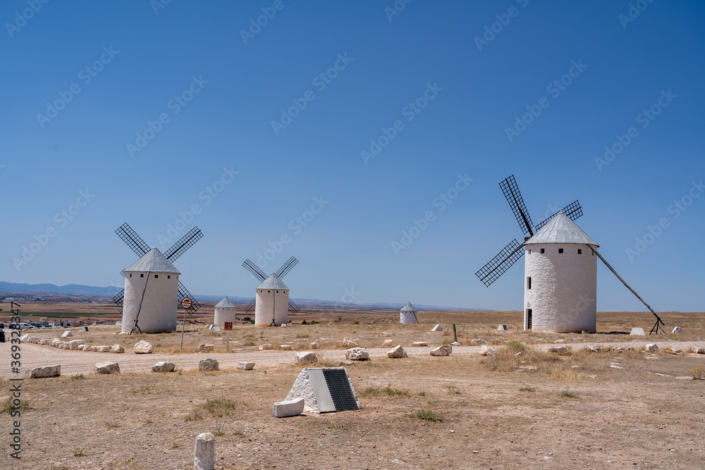 Molinos de Consuegra y Campo de Criptana Molinos de Consuegra y Campo de Criptana
