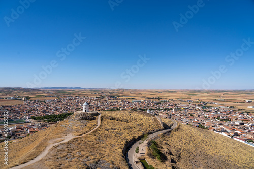 Molinos de Consuegra y Campo de Criptana