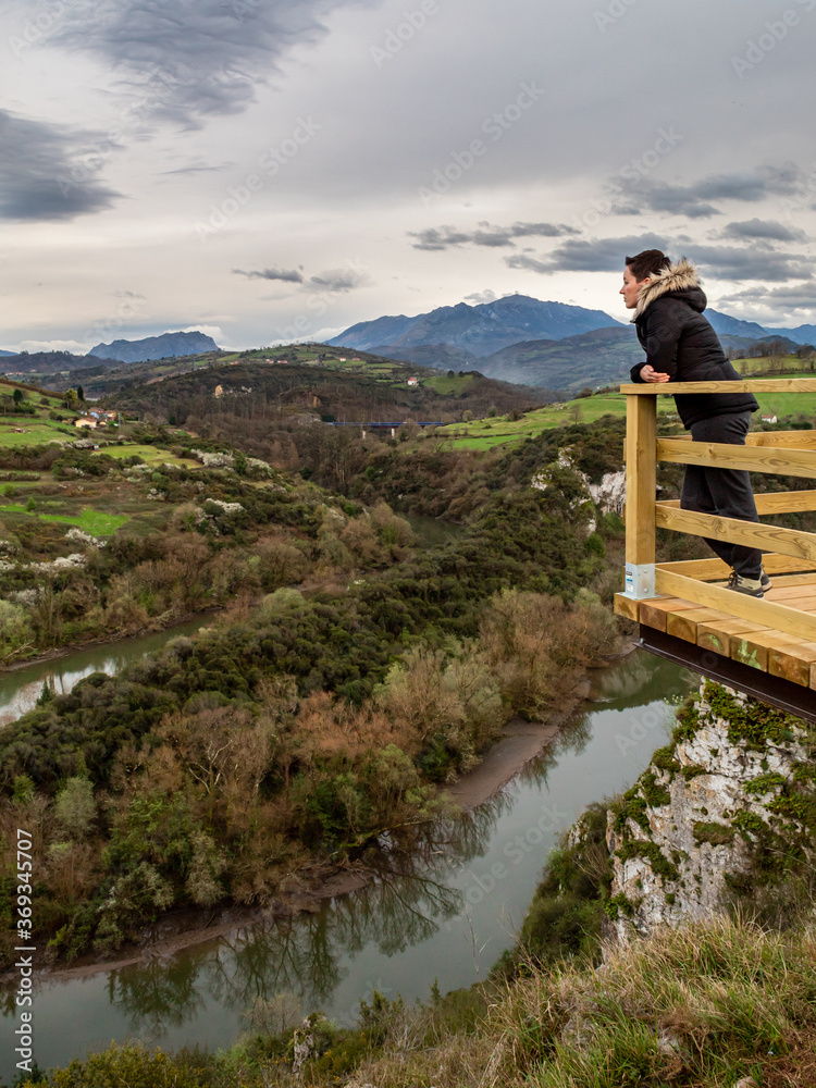 Mirador de los meandros del Nora en Asturias.