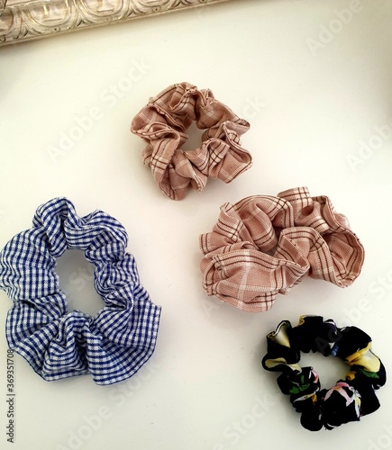 scrunchie hair bands