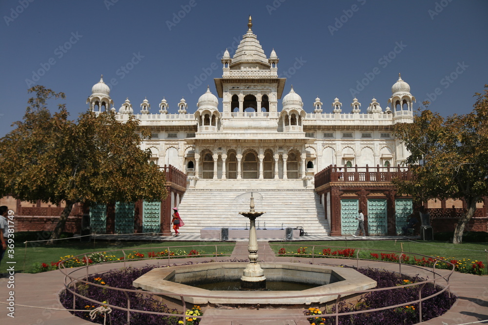 Fototapeta premium White temple in India