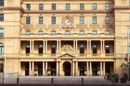 Foto Pictured is the facade of Customs House a landmark heritage building repurposed