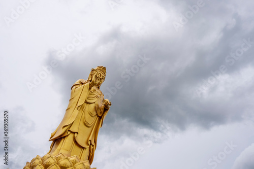 Golden guan yin