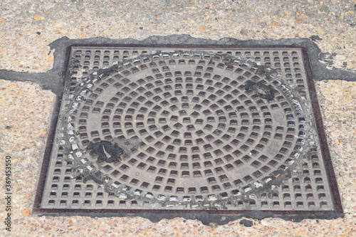 Entwässerung auf der Staumauer der Oleftalsperre in der Eifel photo