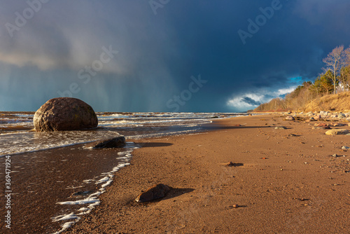 storm is coming by the sea