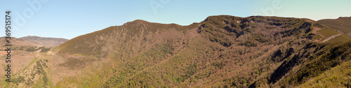 vista panorámica de la devesa da rogueria en la sierra de o courel en lugo, galicia, españa photo