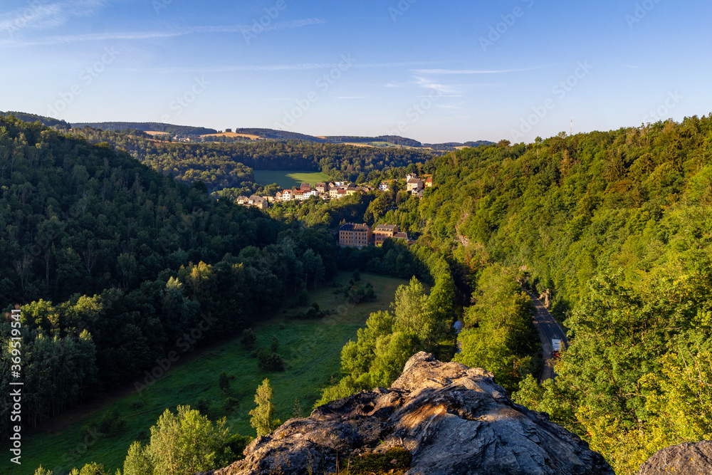 Blick ins Tal von Rothenthal in Greiz, Thüringen
