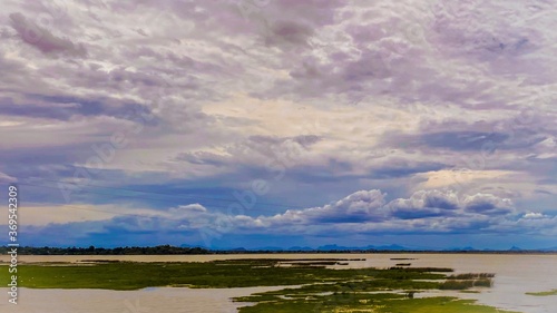 clouds can be colorful 