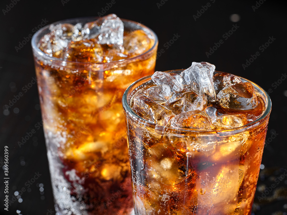 two cups of cold cola soft drink with ice - obrazy, fototapety, plakaty 