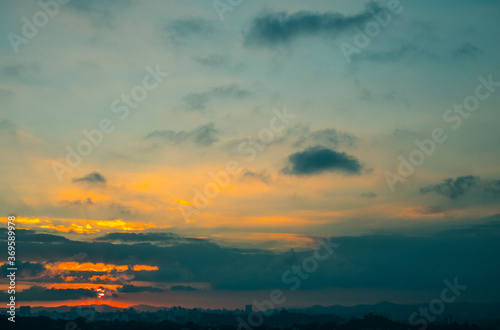 sunset over the city of sao paulo © Eduardo Frederiksen