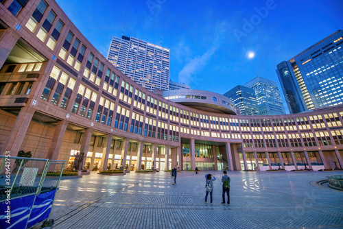 Canvas Print Modern skyscrapers of Shinjuku on a beautiful night
