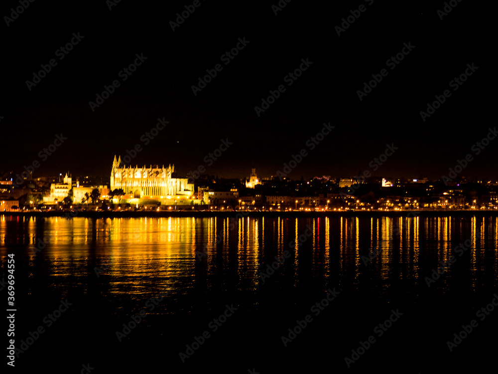 night view of the port of Mallorca
