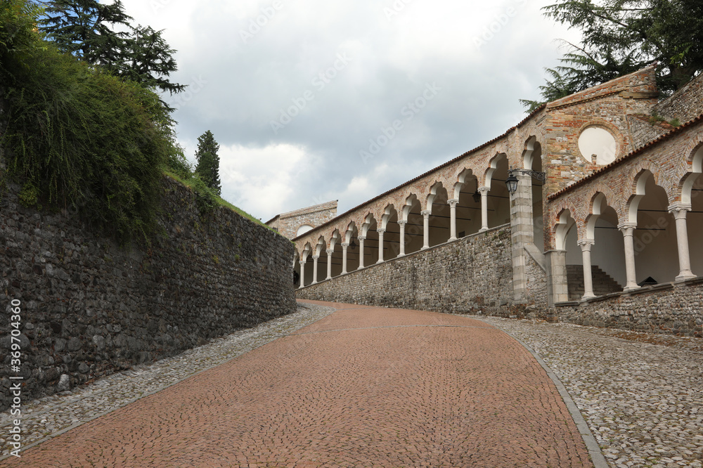 arcades of the walkway to reach the castle of the city of UDINE