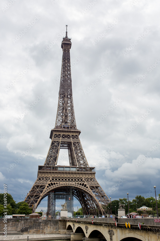 Eiffel tower in Paris during the summer