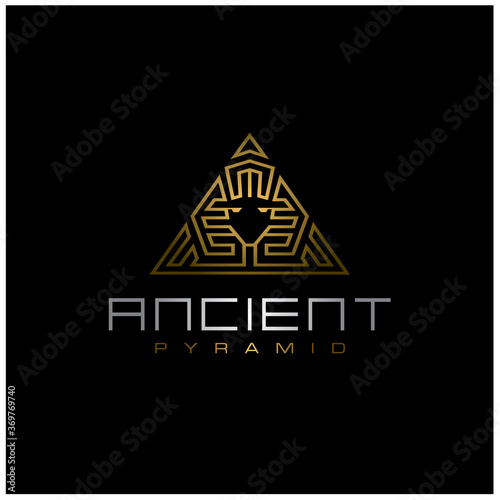 Fotografiet Golden Ancient Egyptian Sphinx Pyramid, Artistic Gold of Egypt King logo design