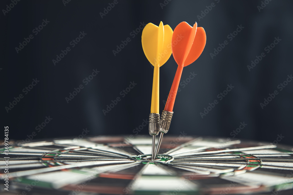 Fototapeta premium Arrows hitting target