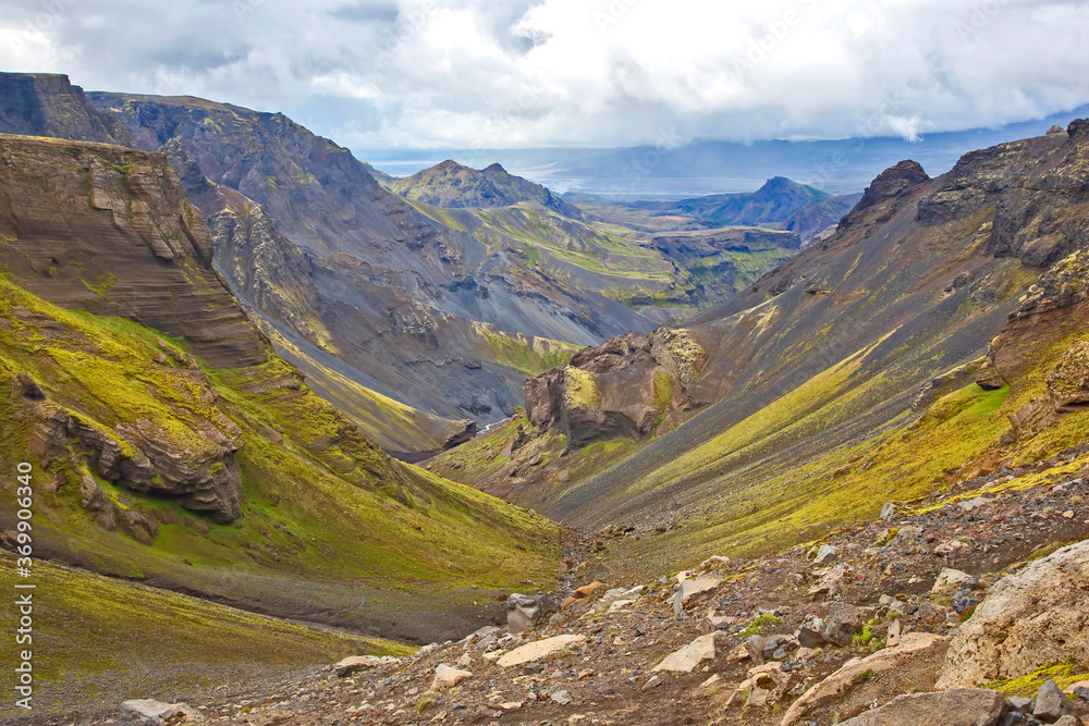 Fototapeta premium Beautiful and colorful mountain landscape in Landmannalaugar, Iceland. Nature and places for wonderful travels