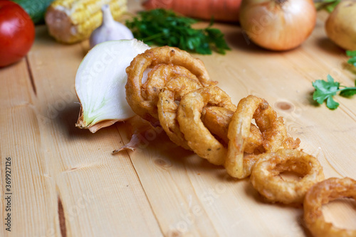 Sliced onion into rings