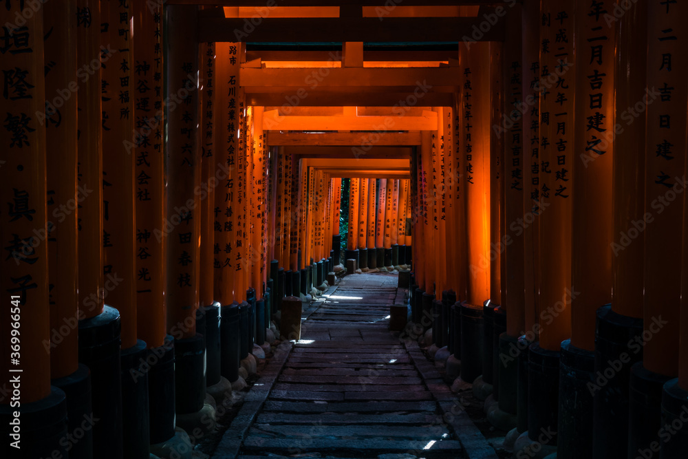 Santuario di Fushimi Inari-Taisha, Kyoto, Giappone Santuario di Fushimi Inari-Taisha, Kyoto, Giappone