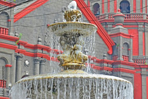 Plaza Lorenzo Ruiz fountain in Manila, Philippines photo