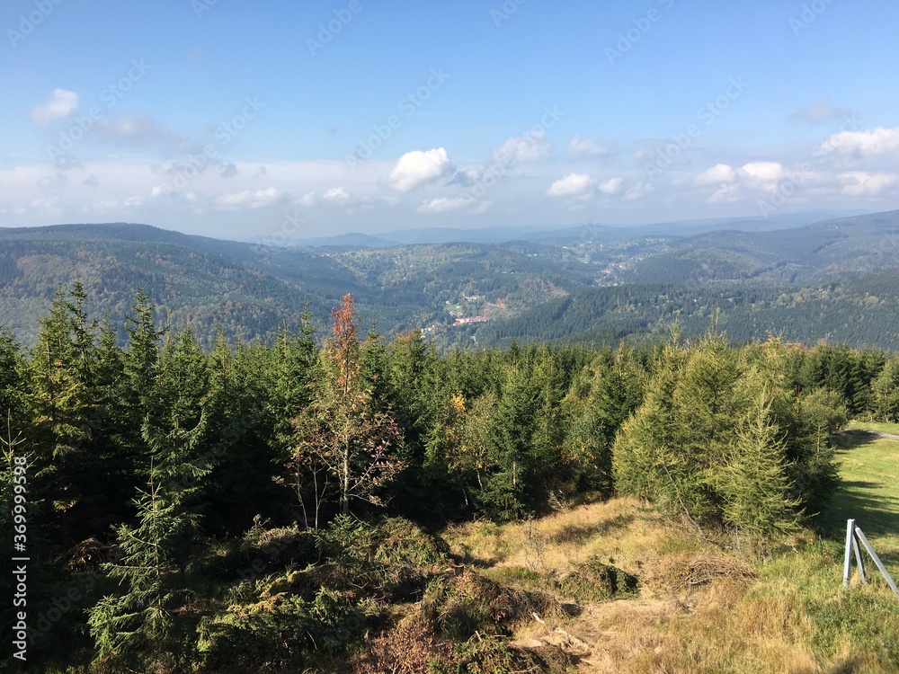 widok na Harrachov ze skoczni narciarskiej widok na Harrachov ze skoczni narciarskiej