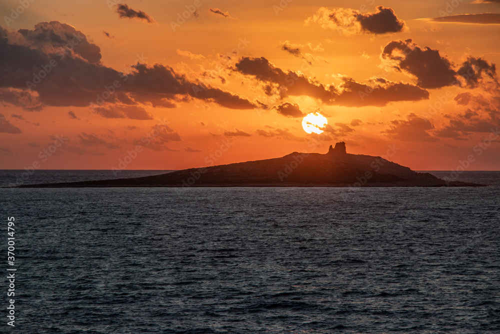 Il tramonto ad Isola delle Femmine a Palermo in Sicilia