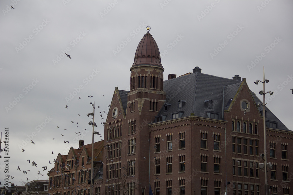 Obraz premium Amsterdam day and night