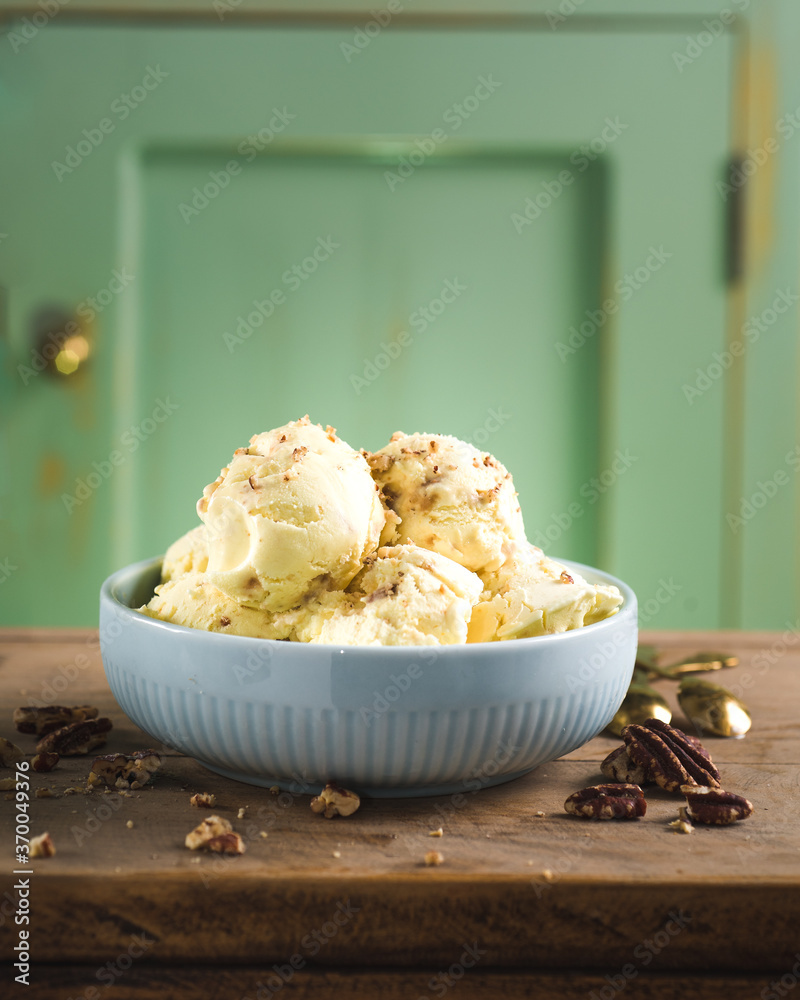 Caramel and pecan ice cream with pastel colors Caramel and pecan ice cream with pastel colors
