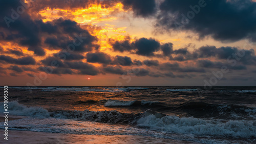 Beautiful colorful sunset on the sea, summer beach