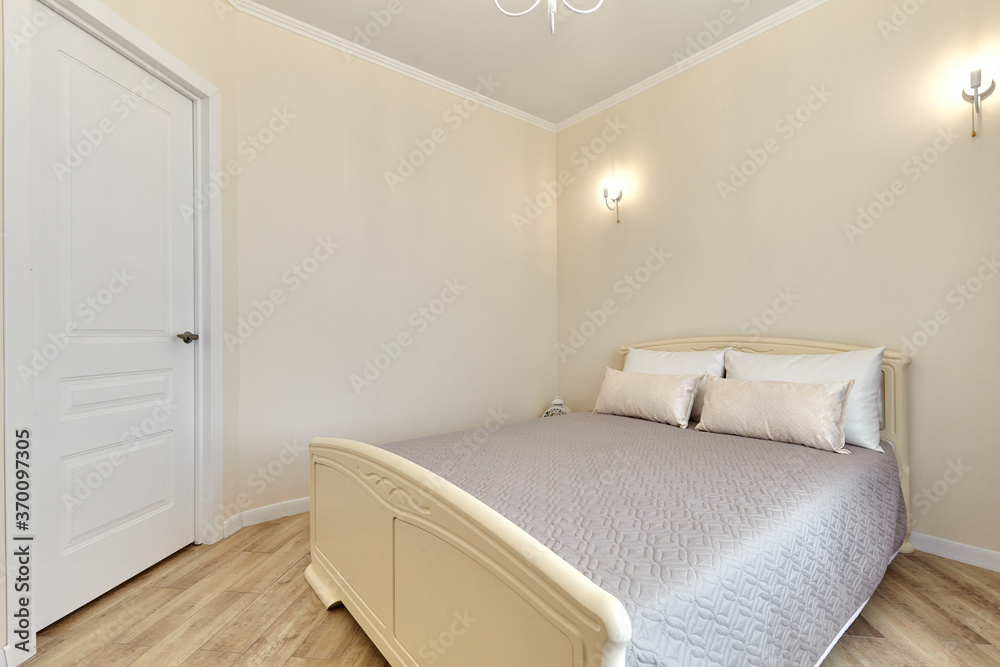 bedroom bedroom