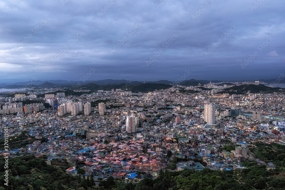 Naklejka premium mokpo city sunset view
